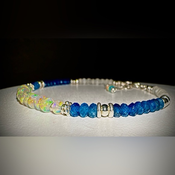 Welo Opal,  Neon Blue Apatite & lMoonstone Bracelet in Sterling Silver - Picture 6 of 9